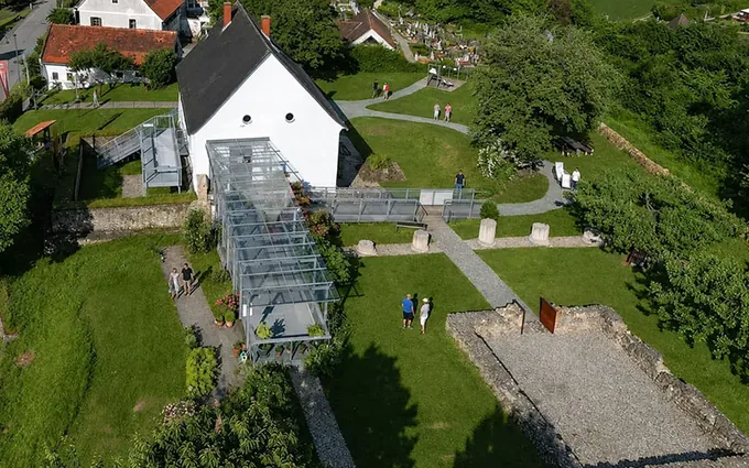 Tempelmuseum Frauenberg aus der Luft